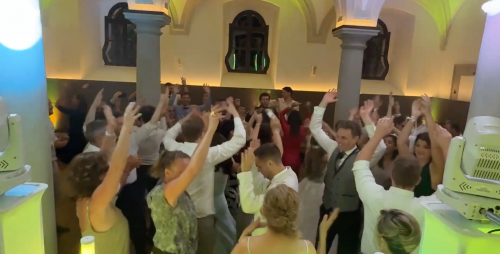 Hands Up: Das Party-Video, die Tanzfläche tobt !