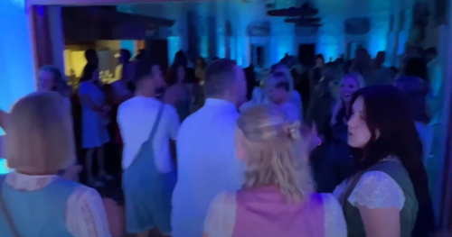 Party Hard im Gasthof zur Reib – Hier bleibt niemand sitzen!