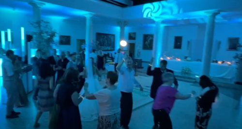 Traumhochzeit in Nana’s Hochzeiten – Unvergessliche Musikmomente mit eurem Hochzeits-DJ