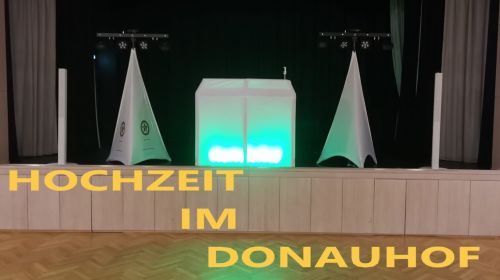 Alpenrock und Romantik: Ein Tag im Donauhof mit Fotografin und DJ-Special🏔️💖🎶📸