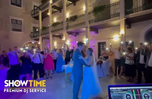 Klassische Hochzeit im Wasserschloss Kottingbrunn