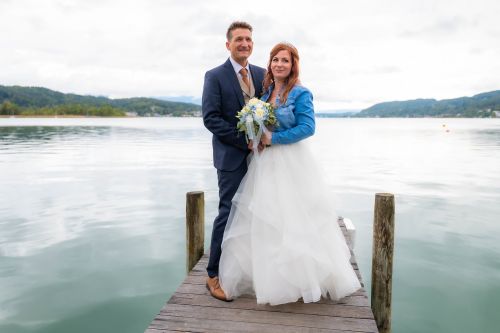 Traumhochzeit mit Kutsche direkt am Wörthersee