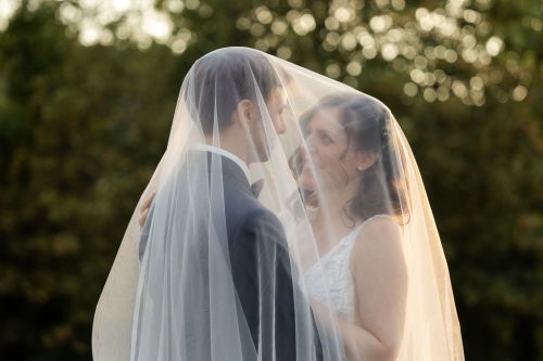 Elegante Black-Tie-Hochzeit im privaten Schloss Elegante Black-Tie-Hochzeit im privaten Schloss