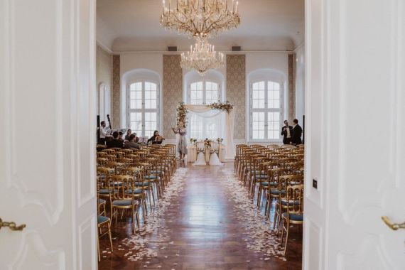 wunderschöne März-Hochzeit im Conference Center Laxenburg (Schloß Laxenburg)