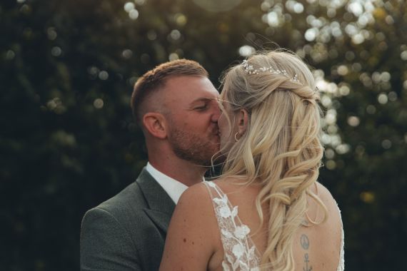 Romantische Hochzeit im Weingut K+K Kirnbauer