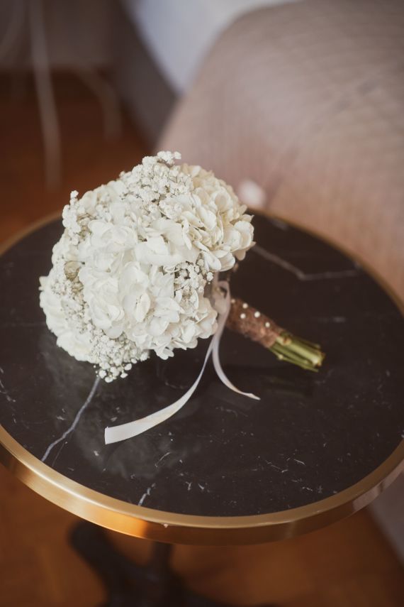 Zauberhafte Hochzeit mit Himmelblau-Charme
