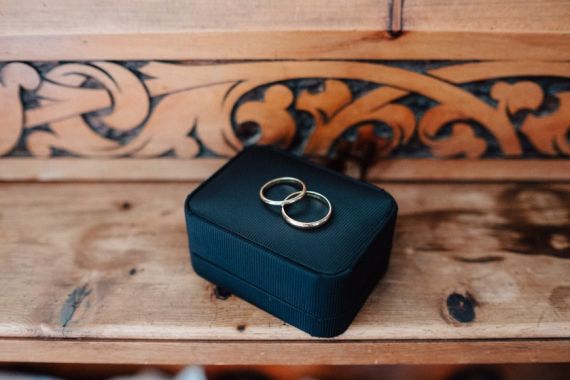 Hochzeitsreportage in Tirol: Schloss Pienzenau