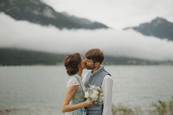 Romantische Hochzeit in der Gramai