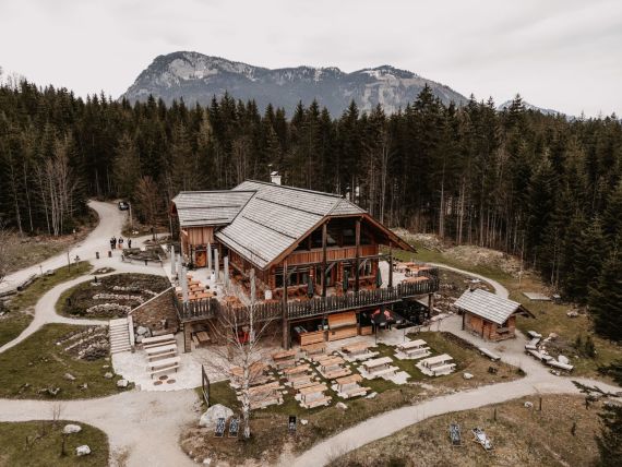 Außergewöhnliche See-Hochzeit in der Steiermark