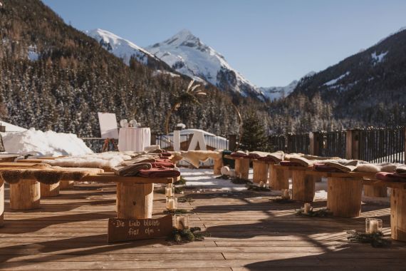 Winterhochzeit mit Gondelfahrt in Tirol