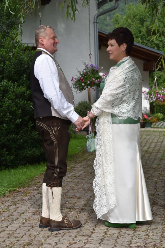 Trachtenhochzeit im Nationalpark Gesäuse (Steiermark)
