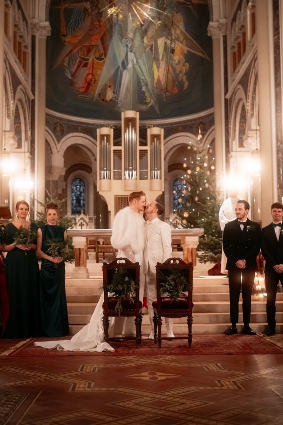 Christmas-Inspired Winter Wedding