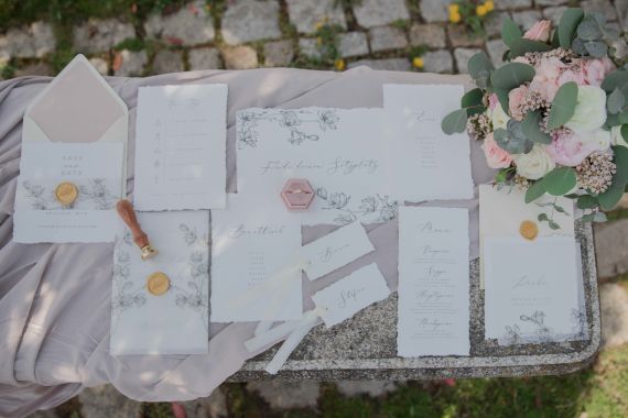 Romantische Frühlingshochzeit
