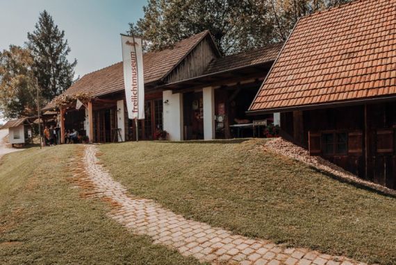 Romantische Hochzeit im Freilichtmuseum Gerersdorf