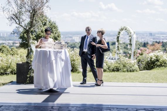Hochzeitsreportage in Wien: Weingut am Reisenberg