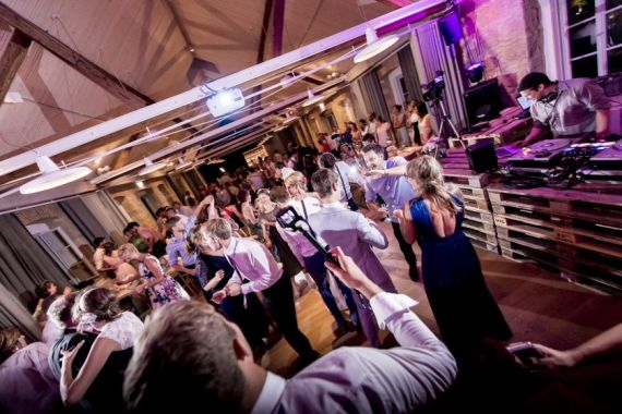 Hochzeitsreportage in Burgenland: Kalandahaus gleich beim Weingut Esterhazy