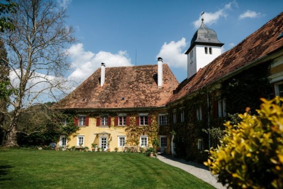 Hochzeitsreportage in Steiermark: Schloss Ottersbach