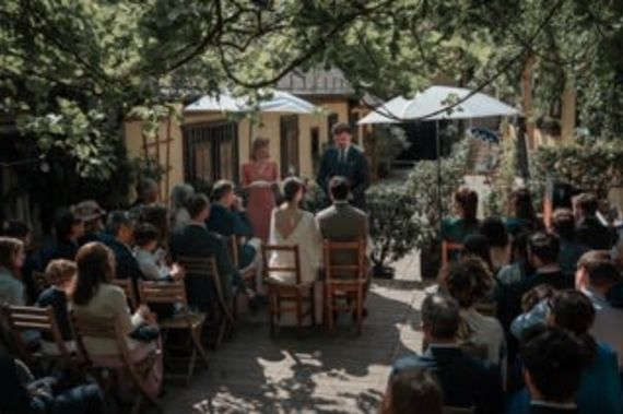 Österreich-französische Hochzeit im Wiener Heuriger 