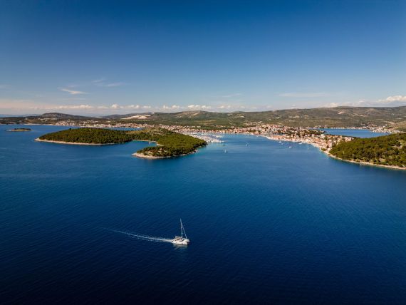 Unvergessliche Hochzeit auf einem Boot in Kroatien