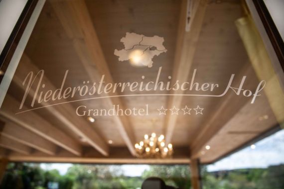 Hochzeitsreportage in Niederösterreich: Grandhotel Niederösterreichischer Hof