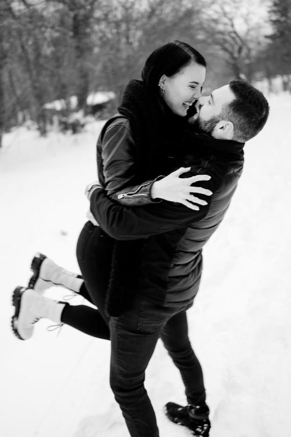 Wunderschönes Pärchenshooting im Schnee