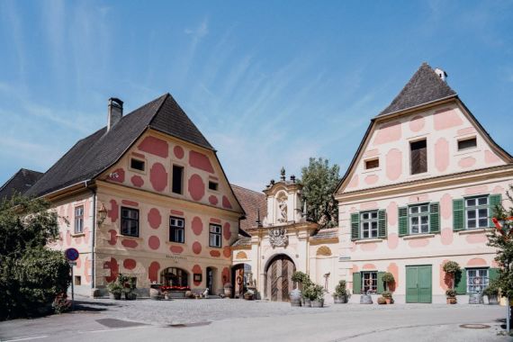 Kleine intime Hochzeit im Weingut Holzapfel