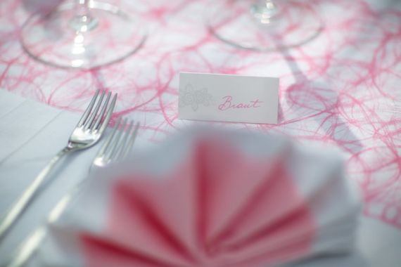 Hochzeitsreportage in Burgenland: Arche Moorhof/ Irene Clayton Eventmanagement