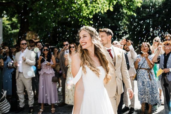 Romantische Sommerhochzeit am Gutshof Szilágyi – Lena & Chris sagen Ja