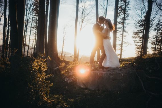Elopement mit Traumhafter Bergkulisse in Niederösterreich