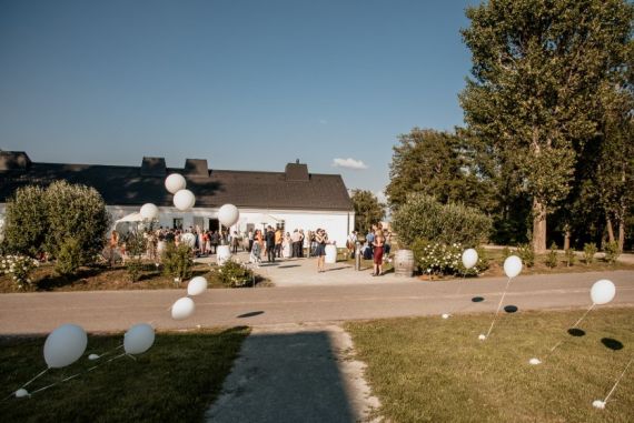 Hochzeitsreportage in Burgenland: Kalandahaus gleich beim Weingut Esterhazy