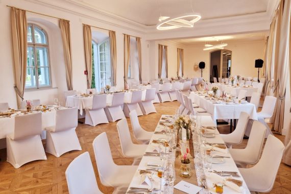 Hochzeit im Schloss Haindorf