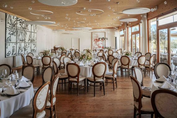 Zauberhafte Hochzeit in der Stiftsschmiede am Ossiacher See