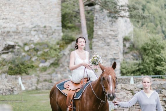 Hochzeitsreportage in Niederösterreich: Burgruine Dobra