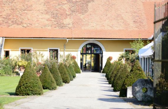 Hochzeitsreportage in Steiermark: Schloss Ottersbach