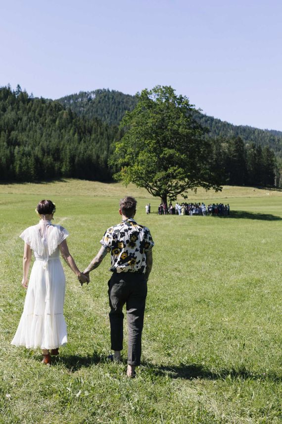 Die romantischste Hochzeit mit veganen Köstlichkeiten im idyllisch gelegenen Höblinghof