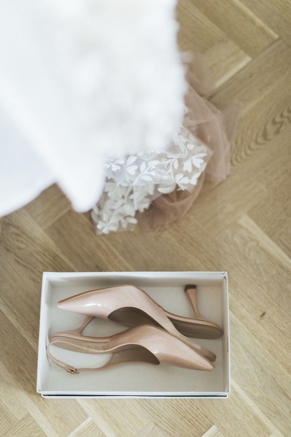Elegantes Getting Ready und eine festliche Trauung im Burgenland