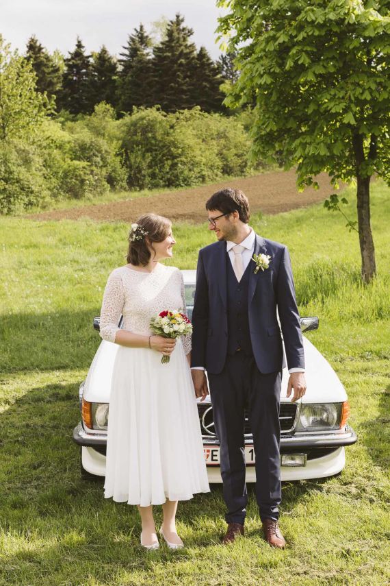 Traumhafte Heurigenhochzeit mit Gockel und Schweinchen