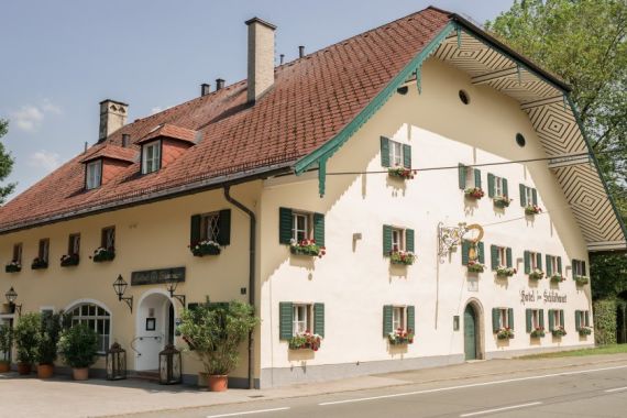 Hochzeitsreportage in Salzburg: Schlosswirt zu Anif