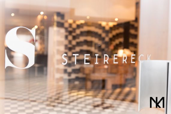 Hochzeitsreportage in Wien: Restaurant Steirereck