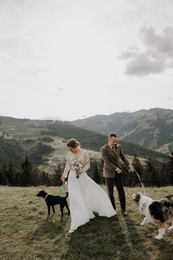 Traumhafte Hochzeit im Tom Almhütte für Hundefreunde