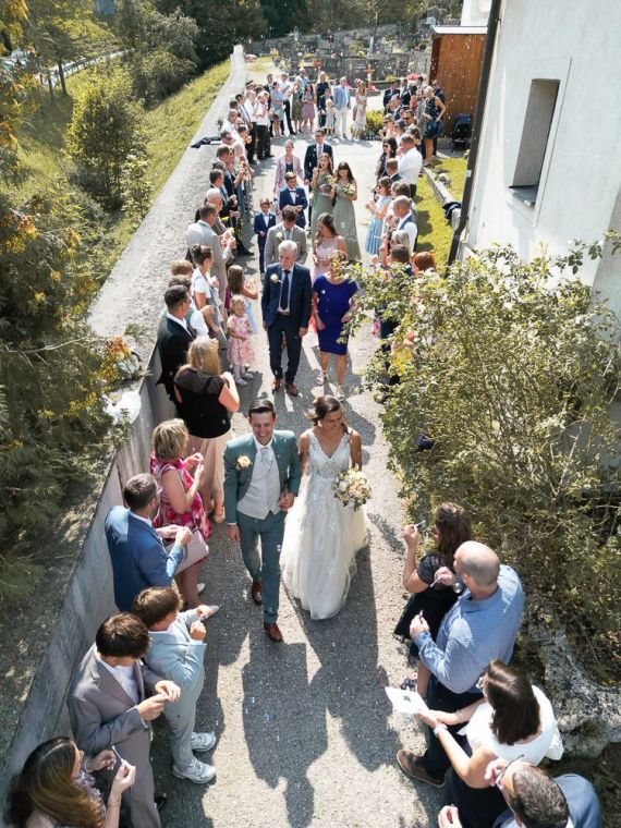 Ein Tag voller Heimat, Herz und Liebe – Traditionelle Hochzeit in Loich