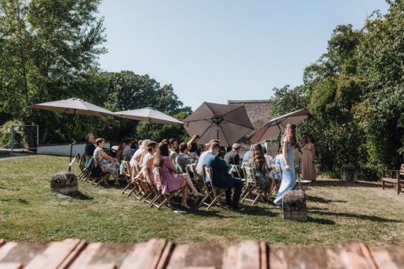 Alles unter einem Dach: Die Traumhochzeit von Michaela und Julius im Vierzigerhof
