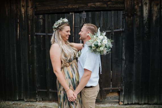 Wood, Linen & Love – Hochzeit für Naturliebhaber