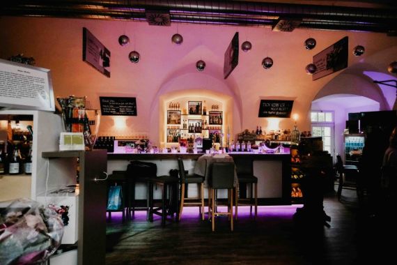 Hochzeitsreportage in Oberösterreich: Schlosscafe Enns