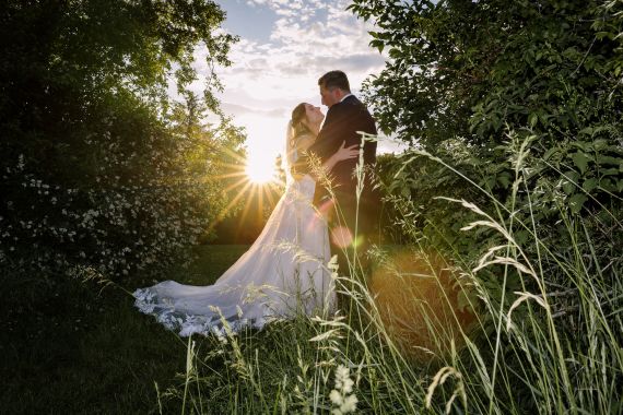 Klassisch Romantische Hochzeit im Chadim: Ein Märchenhaftes Fest in Wien