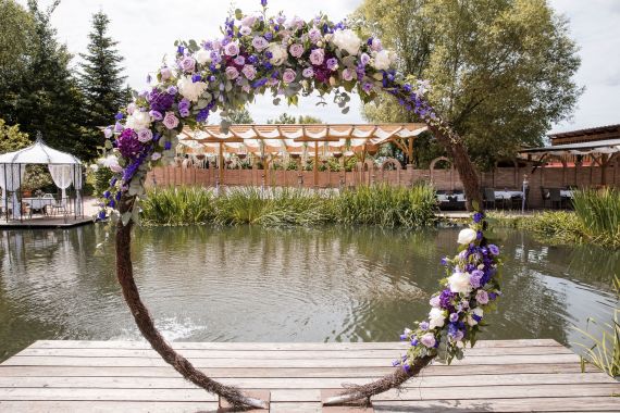 Liebe in vollen Zügen: Eine unvergessliche LGBTQ-Hochzeit im Winzerhotel Kolleritsch