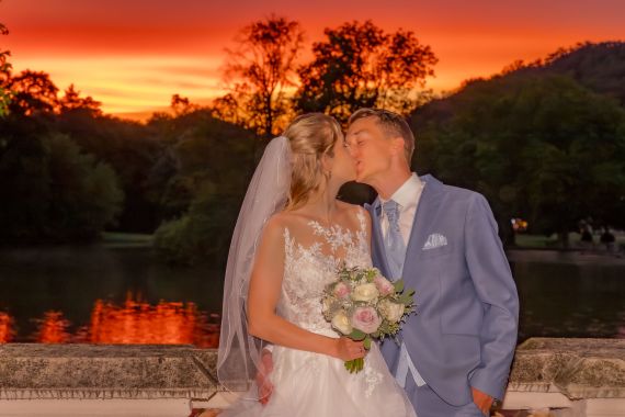 Ein Märchen wird wahr: Traumhochzeit im Schloss Hernstein