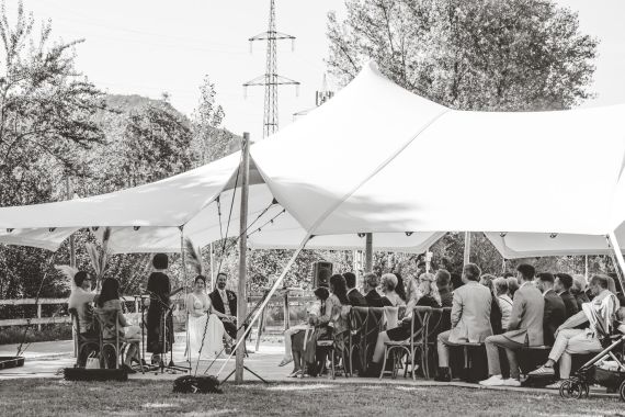 Freie Trauung unter freiem Himmel & Feiern im Fabrik-Flair – Hochzeit in unserer FABRIK KLARENBRUNN
