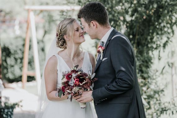 Klassische Hochzeit im modernen Ambiente in Tirol