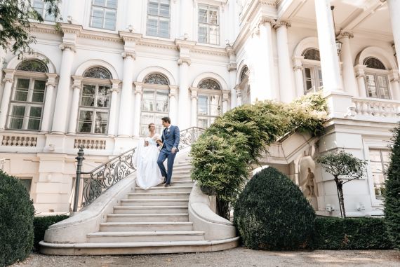 Kleine Hochzeit im Palais Coburg